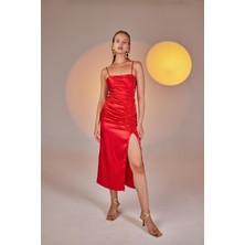 Holly Lolly Yırtmaçlı Astarlı Saten Dipsy Elbise Kırmızı