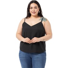 Disentis Modest Büyük Beden Ayarlanabilir Ince Askılı V Yaka Siyah Bluz