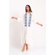 Keyifli Moda Kadın Beyaz Önü Nazar Boncuğu Nakışlı Püsküllü Kolu Apoletli Eteği Fırfırlı Uzun Gömlek Elbise