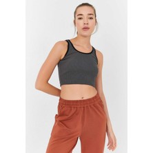 Tommy Life Fv Store  Tommy Life Siyah Basic Sıfır Kol Dar Kalıp U Yaka Kadın Crop Top Atlet - 97160