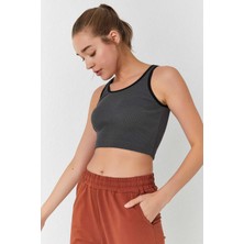 Tommy Life Fv Store  Tommy Life Siyah Basic Sıfır Kol Dar Kalıp U Yaka Kadın Crop Top Atlet - 97160