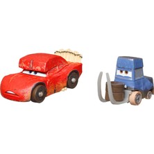 Disney Cars Cars Ikili Karakter Araçlar Cave Lightning Mcqueen ve Pitstoposaurus HLH63