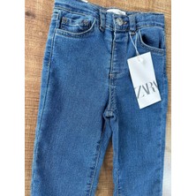 Zra Relaxed Denim Jean