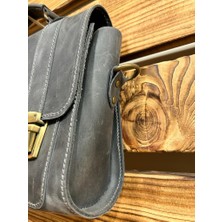 Mona Etnik El Yapımı  Deri Askılı Evrak Çantası Unisex