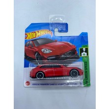 Hot Wheels Porsche Panamera Turbo S E-Hybrid Sport Turismo Kırmızı