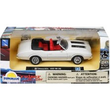 Sunman 1:43 Oldsmobile 442 W30 Model Araba