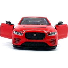 Kinsmart Çek Bırak Jaguar Xe Sv Project 8 Oyuncak Araba