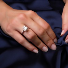 Altınöz Mücevherat Pırlanta White Topaz Taşlı Beyaz Altın Yüzük
