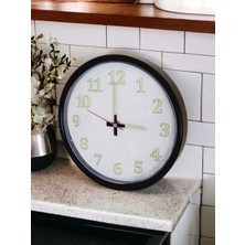 Bahat Fosforlu Gece Karanlıkta 5 Saat Parlayan Duvar Saati Plastik Çap 28 cm V2