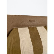 Heybes Kadın Vizon Çizgi Desenli Kanvas Clutch El Çantası