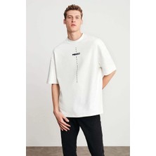 Tarz Yeri Baskılı Oversize T-Shirt Beyaz