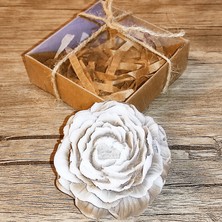 Huzur Soap Huzur Sabun, Kadife Çiçek Desenli Hediyelik ve Doğal El Yapımı Kokulu Sabun (Beyaz ve Kahve)