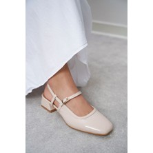 Nişantaşı Shoes Harmony Bej Rugan Küt Burun Kemer Detay Kısa Topuklu Kadın Babet