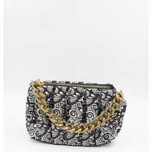 Chantaky 021 4000 Desenli Zincir Detaylı Omuz Çantası Siyah Desenli Tek Ebat