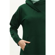 Bwest Aysima Yaka Detaylı Kapşonlu Sade Basic Sweatshirt - 03032.032 - Zümrüt