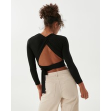 Ayma Active Kadın Siyah Uzun Kollu Sırt Pencereli Bluz - EcoVero Viskoz, Hafif Kumaş, Sırt Pencereli, Uzun Kollu, Göğüs Pedli, Pilates, Yoga, Günlük ve Spor Aktiviteleri İçin Rahat Bluz Crop Top