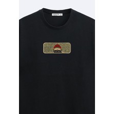 Loss Buttom Ağır Kumaş Kenar Nakışlı Classic Car Oversize T-Shirt