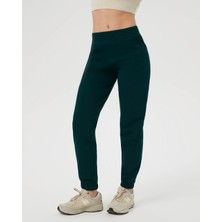 Ayma Active Kadın Koyu Yeşil Jogger Eşofman - Gots Sertifikalı Organik Pamuk, Yüksek Bel, Lastikli Paça, Ön Cepli, Şardonlu İç Yüzey, Spor ve Günlük Aktiviteler İçin Rahat Jogger Eşofman