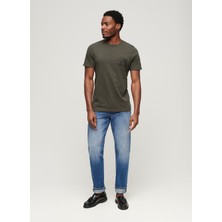 Superdry Bisiklet Yaka Baskılı Koyu Haki Erkek T-Shirt M1011897ATSJ_TOKYO Vl Graphıc T Shı
