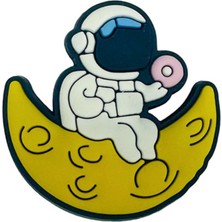 odaburada Terlik Süsü-Terlik Tokası Ay Üzerinde Astronot Figürü