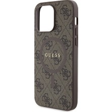 Guess iPhone 14 Pro Max Uyumlu Kılıf Guess Lisanslı Magsafe 4g Desenli Yazı Logolu Kapak Kahverengi