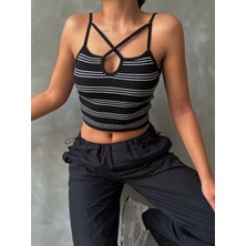 Clover Secret Ip Askılı Bluz Atlet Crop