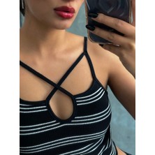 Clover Secret Ip Askılı Bluz Atlet Crop