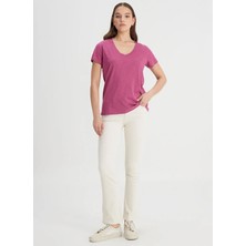 Lee V Yaka Koyu Pembe Kadın T-Shirt L41JEN50N-BISIKLET Yaka T-Shirt