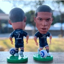 Futbol Yıldız Figürü Pvc Koleksiyon Modeli 6.5cm Mini Futbol Oyuncu Heykelcik Oyuncaklar Hediyelik Eşya Hayranları Için (Kylian Mbappe)