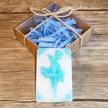 Huzur Soap Huzur Sabun, Balerin Kız Desenli Hediyelik ve Doğal El Yapımı Kokulu Sabun (Mavi ve Beyaz)