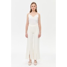 Accort Paça Yırtmaçlı Nervür Detaylı Pantolon-KEMIK