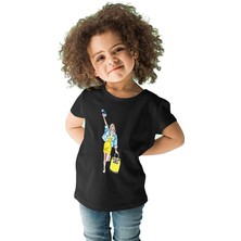 Darkhane Seyahat Eden Kız Siyah Unisex Çocuk Tişört T-Shirt