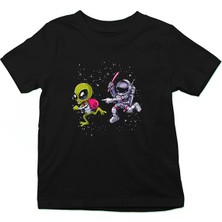 Darkhane Astronottan Kaçış Alien Siyah Unisex Çocuk Tişört T-Shirt