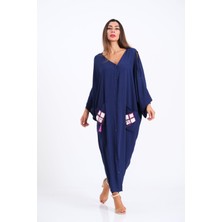 Keyifli Moda Kadın Lacivert V Yaka Omuzu Pencereli Cepleri Ve Sırtı Aplike Nakışlı Püsküllü Oversize Uzun Gömlek Elbise