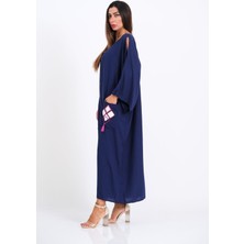 Keyifli Moda Kadın Lacivert V Yaka Omuzu Pencereli Cepleri Ve Sırtı Aplike Nakışlı Püsküllü Oversize Uzun Gömlek Elbise