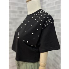 Cof Butik Önü Boncuk Detaylı Crop Siyah