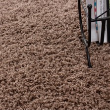 Carpettex Yüksek Tüylü 30 mm Hav Yüksekliğinde Düz Mokka Açık Kahverengi Renkli Shaggy Halı