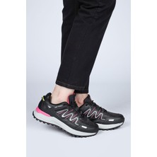 28792 Siyah - Fuşya Kadın Outdoor Spor Ayakkabı