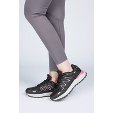 28792 Siyah - Fuşya Kadın Outdoor Spor Ayakkabı