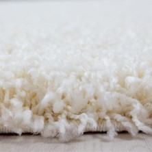 Carpettex Yüksek Tüylü 30 mm Hav Yüksekliğinde Düz Krem Renkli Shaggy Halı