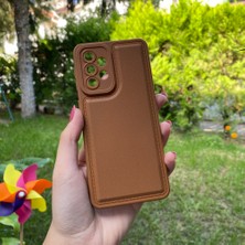 Bumudur Aksesuar Samsung Galaxy A33 5g Kamera Korumalı Deri Desenli Kahverengi Silikon Kılıf