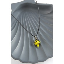 Feryal Arı Cam Kolye