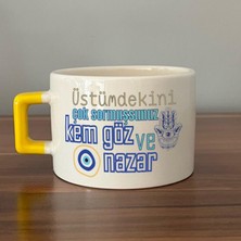 Mor Mürekkep Üstümdekini Çok Sormuşsunuz Baskılı Sarı Kulplu C Fincan