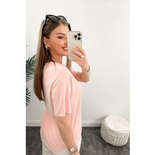 Unique Style Marka Dökümlü Tam Kalıp Rahat Kumaş Basic Tişört