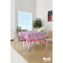 Moud's Pembe Şapka ve Gözlük Desenli Süet Dertsiz Masa Örtüsü