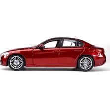 Liupo Bburago 1/24 Alaşım Yarış Arabası Alfa Romeo Giulia Için Spor Araba Statik Döküm Araçlar Ekran Koleksiyon Model (Yurt Dışından)