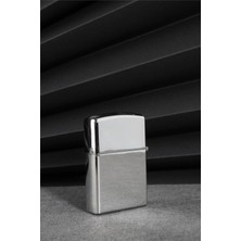 Silvio Monetti  Gümüş Renk Kapaklı Şarjlı Çakmak  24CSM22108AR03