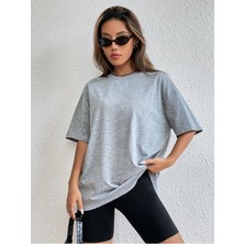 Yakamel Kadın Nefes Alan Penye Bol Kesim T-Shirt