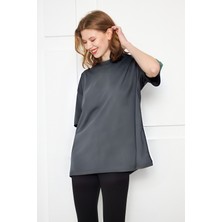 Yakamel Kadın Oversized Kısa Kollu Penye T-Shirt