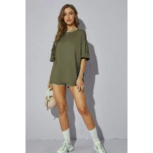 Yakamel Kadın Oversize Kısa Kollu T-Shirt